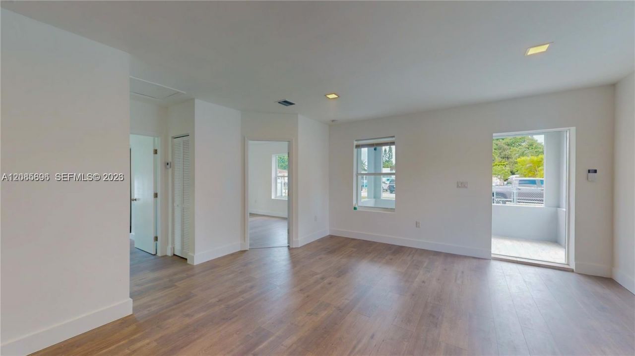 511 SE 2nd Street, Hialeah, FL 33010 Photo