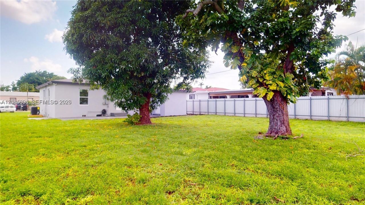 511 SE 2nd Street, Hialeah, FL 33010 Photo