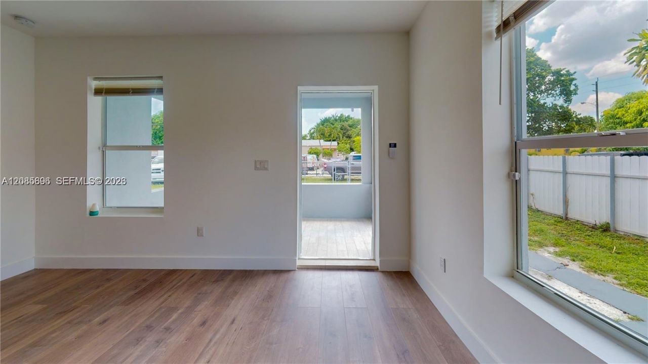 511 SE 2nd Street, Hialeah, FL 33010 Photo