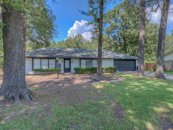 101 Elmview Lane, Haughton, LA 71037