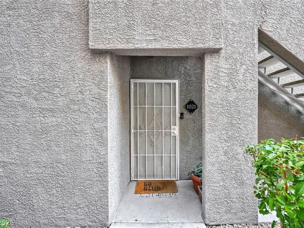 5525 W Flamingo Road, Unit 1021, Las Vegas, NV 89103