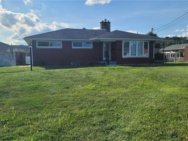 817 Morgan Avenue, Belpre, OH 45714