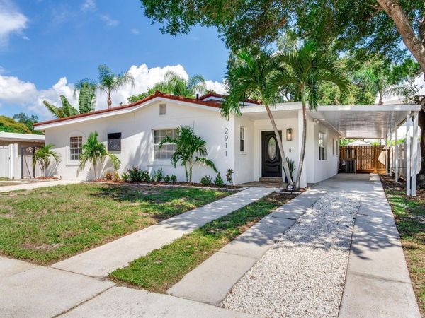 2911 W WINTHROP ROAD , TAMPA, FL 33611