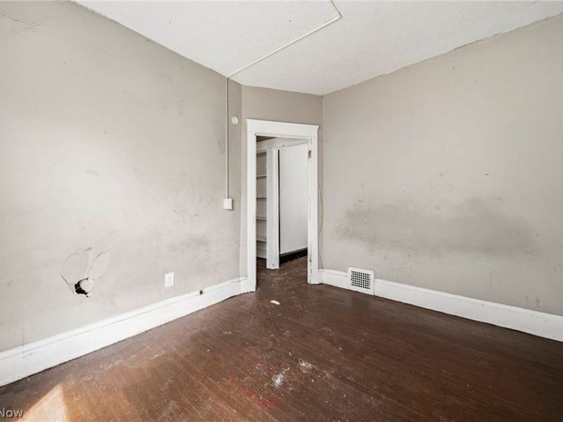406 E 148th Street, Cleveland, OH 44110 Photo 28