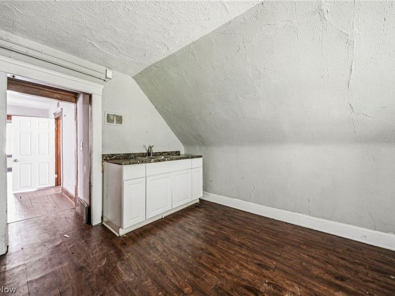 406 E 148th Street, Cleveland, OH 44110 Photo 31