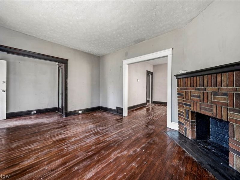 406 E 148th Street, Cleveland, OH 44110 Photo 6