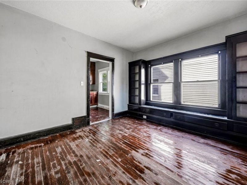 406 E 148th Street, Cleveland, OH 44110 Photo 8