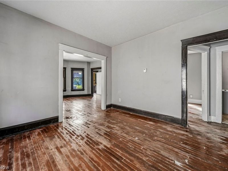 406 E 148th Street, Cleveland, OH 44110 Photo 9
