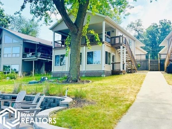 174 B Center Point Drive, Montezuma, IA 50171