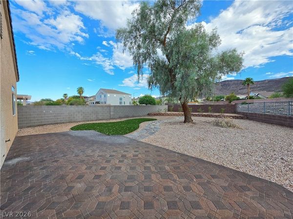 133 Montesol Drive , Henderson, NV 89012