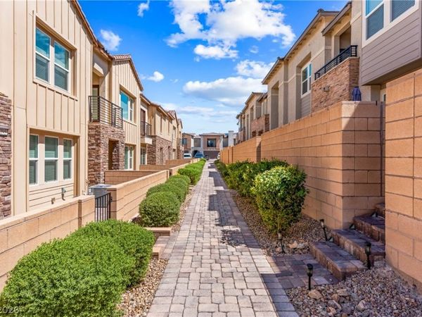 3286 Vasco Falls Avenue , Henderson, NV 89044