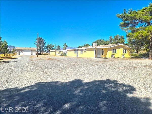 2860 W Irene Street , Pahrump, NV 89060