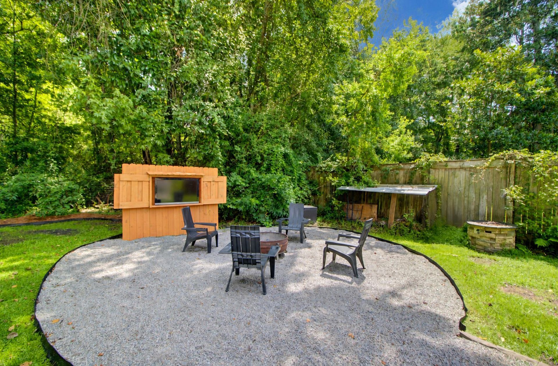 3485 Walter Drive Photo 9