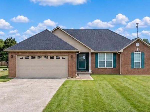 245 Cloverleaf Cir, Killen, AL 35645