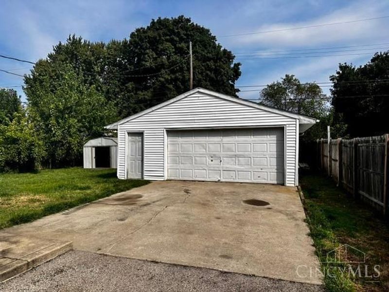317 Westfield Drive, Wilmington, OH 45177 Photo 2