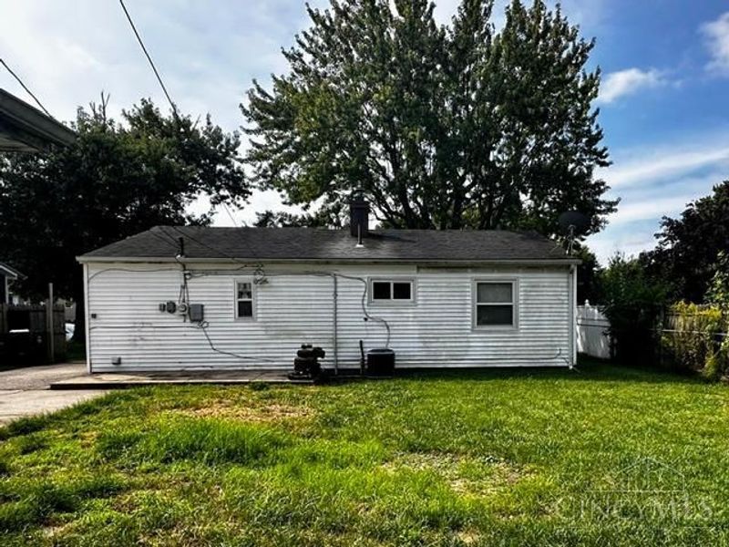 317 Westfield Drive, Wilmington, OH 45177 Photo 3