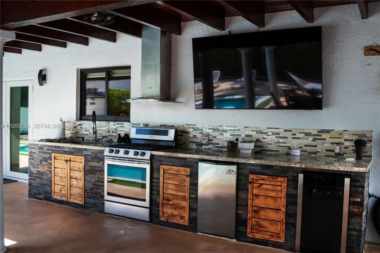 Please Call For Address, Miami, FL 33157 Photo