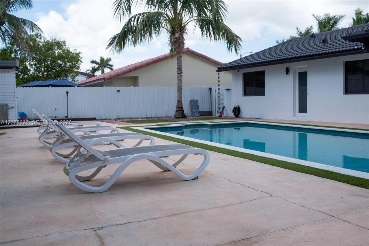 Please Call For Address, Miami, FL 33157 Photo