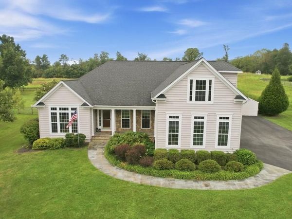 35987 BIRCH HOLLOW LANE, PURCELLVILLE, VA 20132