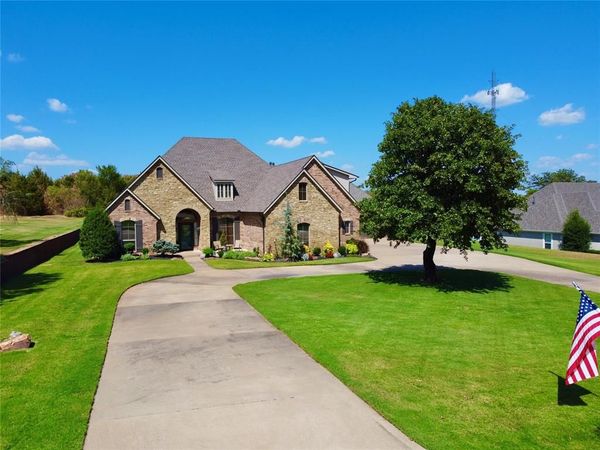 12305 Jaycie Circle, Midwest City, OK 73130
