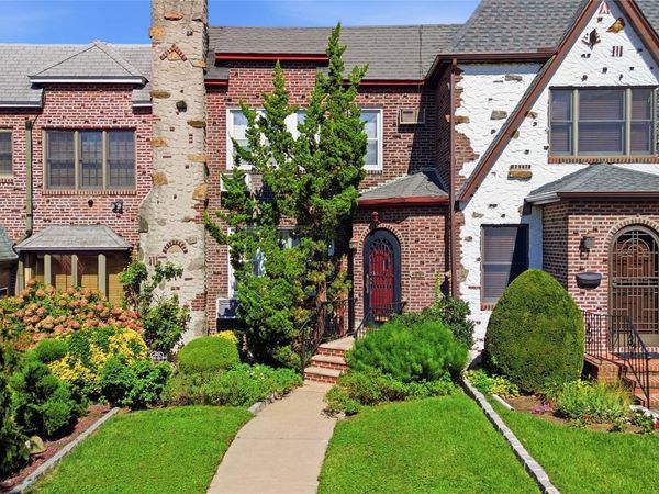 64-91 82nd Place , Middle Village, NY 11379