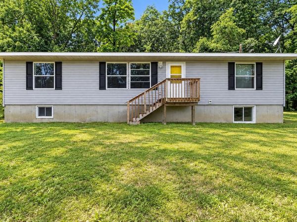 N7601 County Road A, Hixton, WI 54635