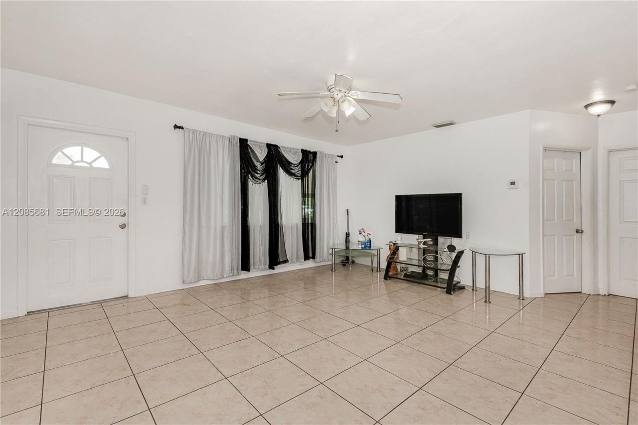 7300 Orleans St, Miramar, FL 33023 Photo