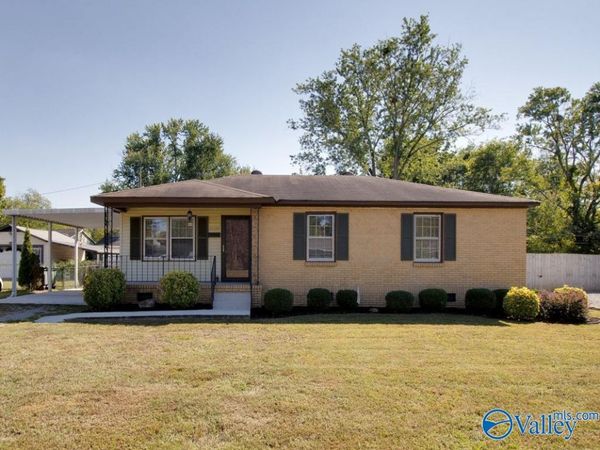 1830 Oakwood Avenue, Huntsville, AL 35811