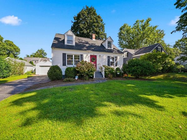 10 Roosevelt Avenue, Concord, NH 03301