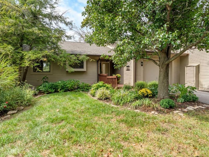 9 Hickory View Lane, Milford, OH 45150 Photo 1