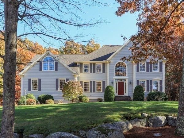 78 Duck Pond Dr, Groton, MA 01450