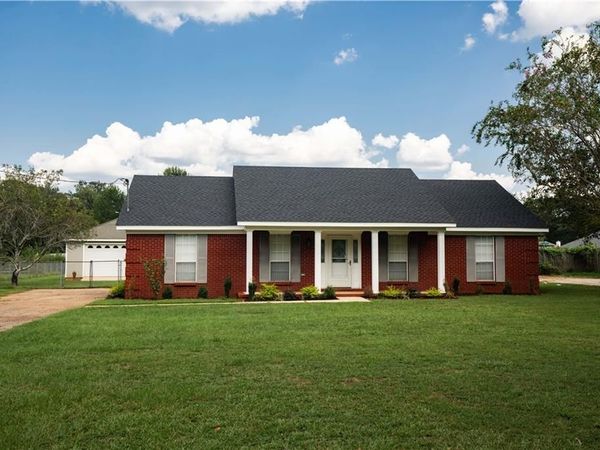 10430 Lott Road , Chunchula, AL 36521