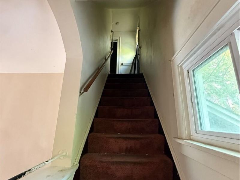 8111 Force Avenue, Cleveland, OH 44105 Photo 12
