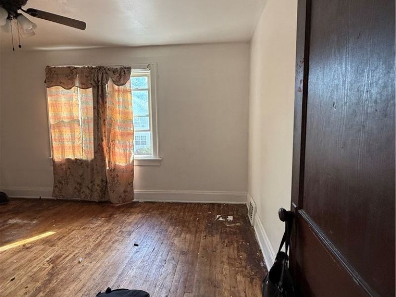 8111 Force Avenue, Cleveland, OH 44105 Photo 17
