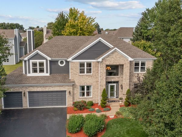 503 Barton Creek Drive , Lake In The Hills, IL 60156
