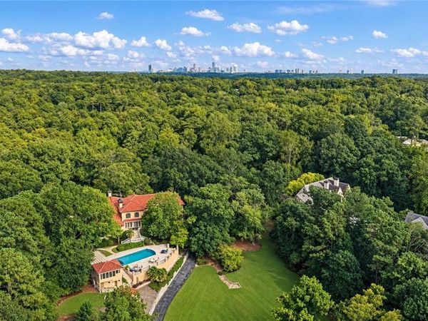 4338 Harris Trail NW, Atlanta, GA 30327