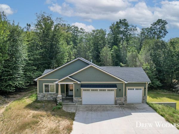 10 Morton Trail, Montague, MI 49437