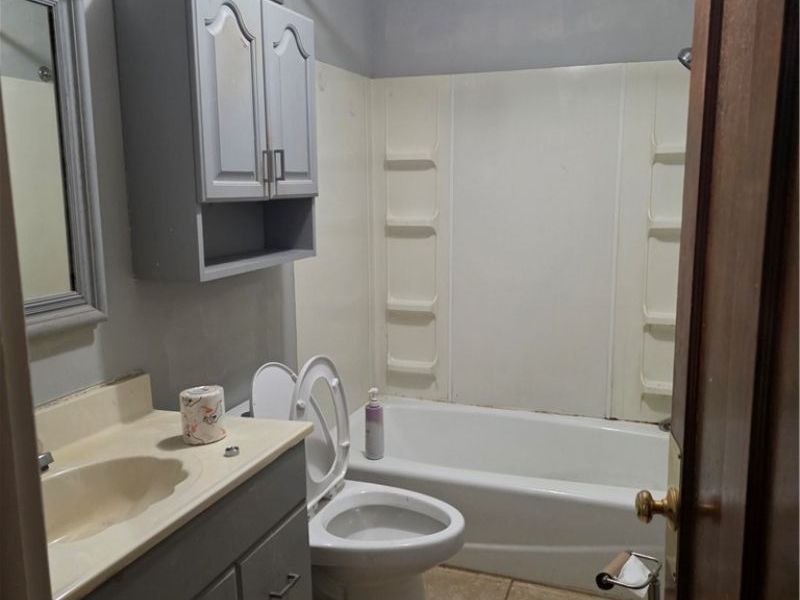 6350 Wallace Boulevard, North Ridgeville, OH 44039 Photo 3