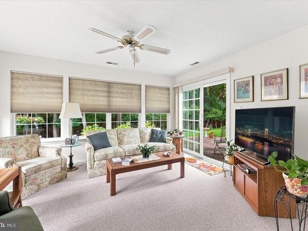 44 PEPPERGRASS DRIVE N, MT LAUREL, NJ 08054