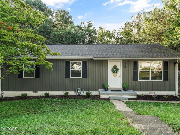 116 E Arrowwood Rd, Oak Ridge, TN 37830