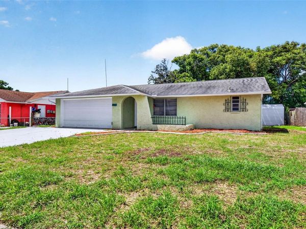 8905 TROPICAL PALM WAY , PORT RICHEY, FL 34668