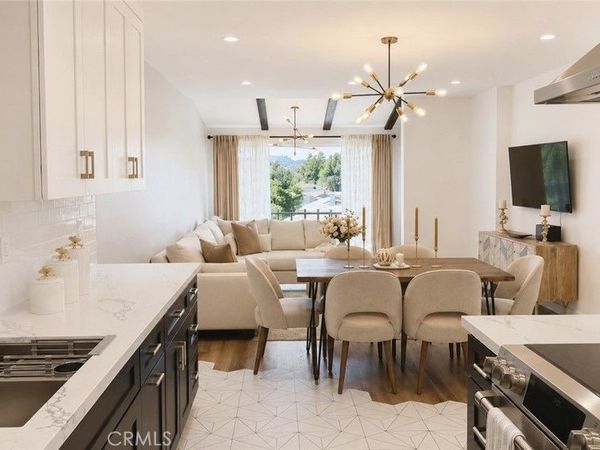 12720 Burbank, Unit 305, Valley Village, CA 91607