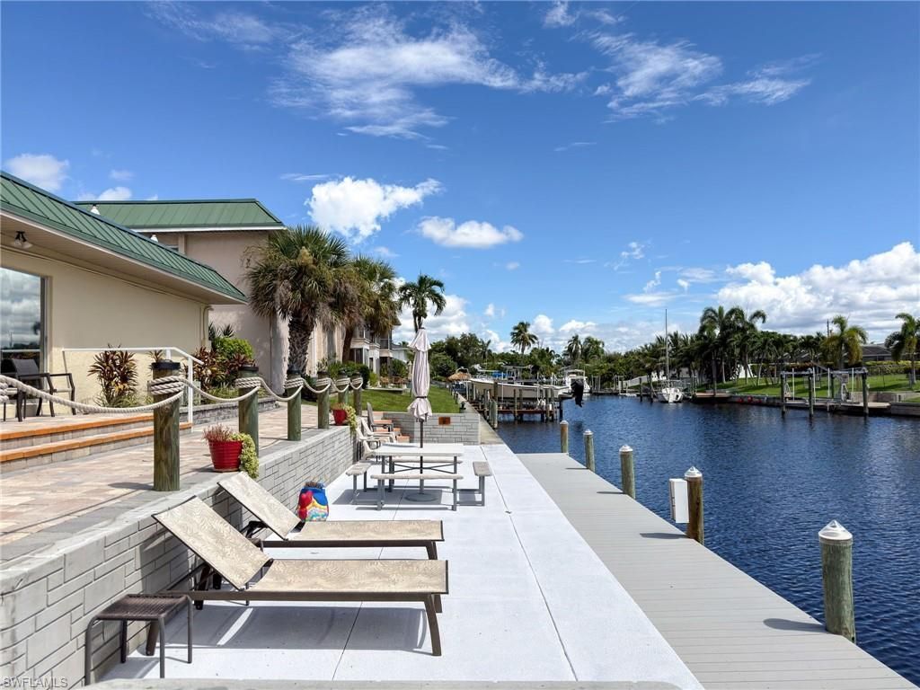 3905 Del Prado Blvd S, Unit 204, Cape Coral, FL 33904 Photo