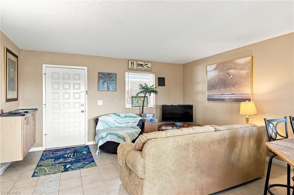 3905 Del Prado Blvd S, Unit 204, Cape Coral, FL 33904 Photo
