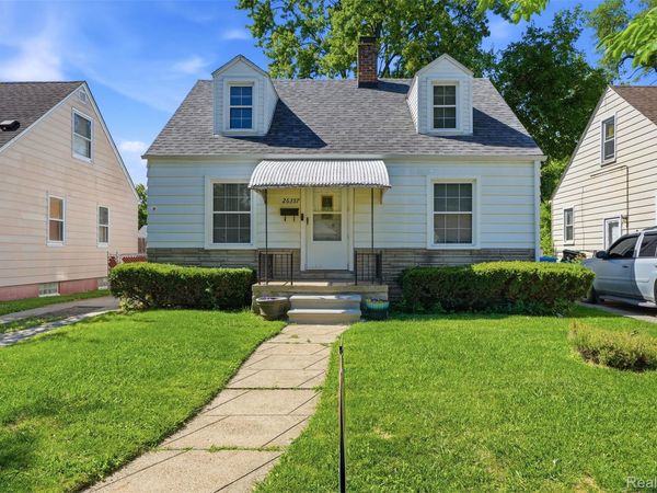 26357 Eton Avenue , Dearborn Heights, Mi 48125