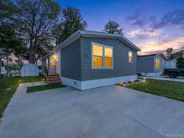 9103 N Union Street , Unit 143, Tecumseh, Mi 49286
