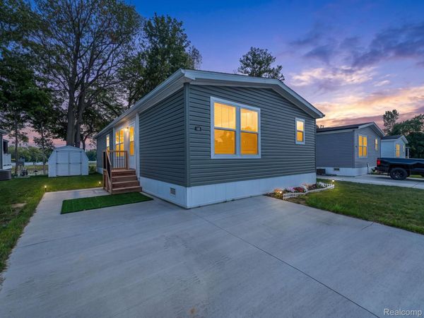 9103 N Union Street , Unit 143, Tecumseh, Mi 49286