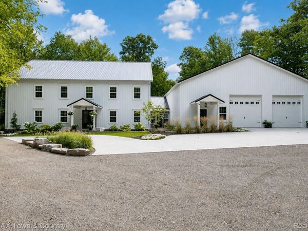 5709 N Herd Road, Hadley Township, Mi 48462