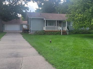 1875 Lakena Street , Hartland Township, Mi 48353