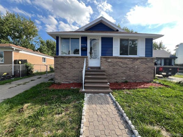 7252 Packard Avenue , Warren, Mi 48091
